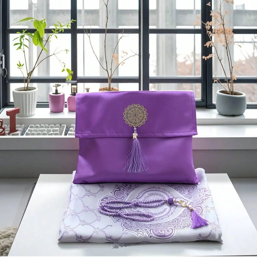 Muslim Prayer Rug with Beads P - огляд і ціна Women Bags For Eid