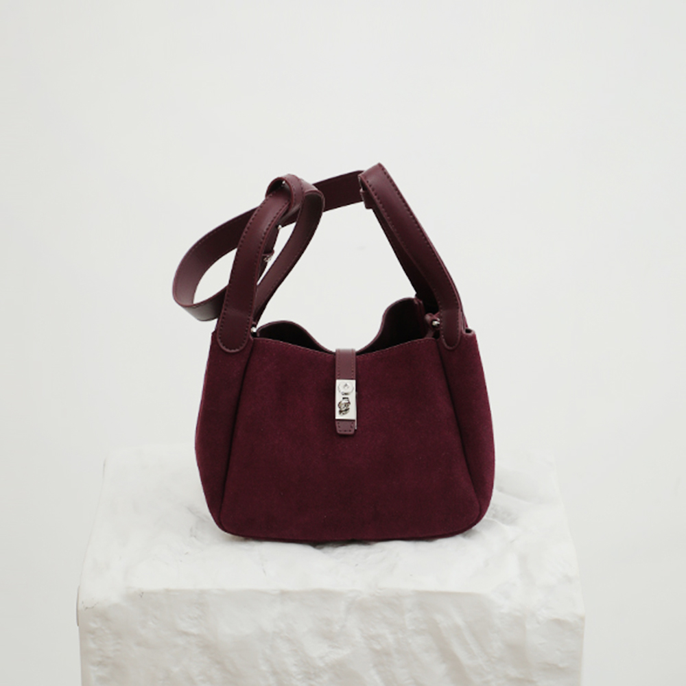 Luxury Women Suede Leather Buc - огляд і ціна Women Bags Uae