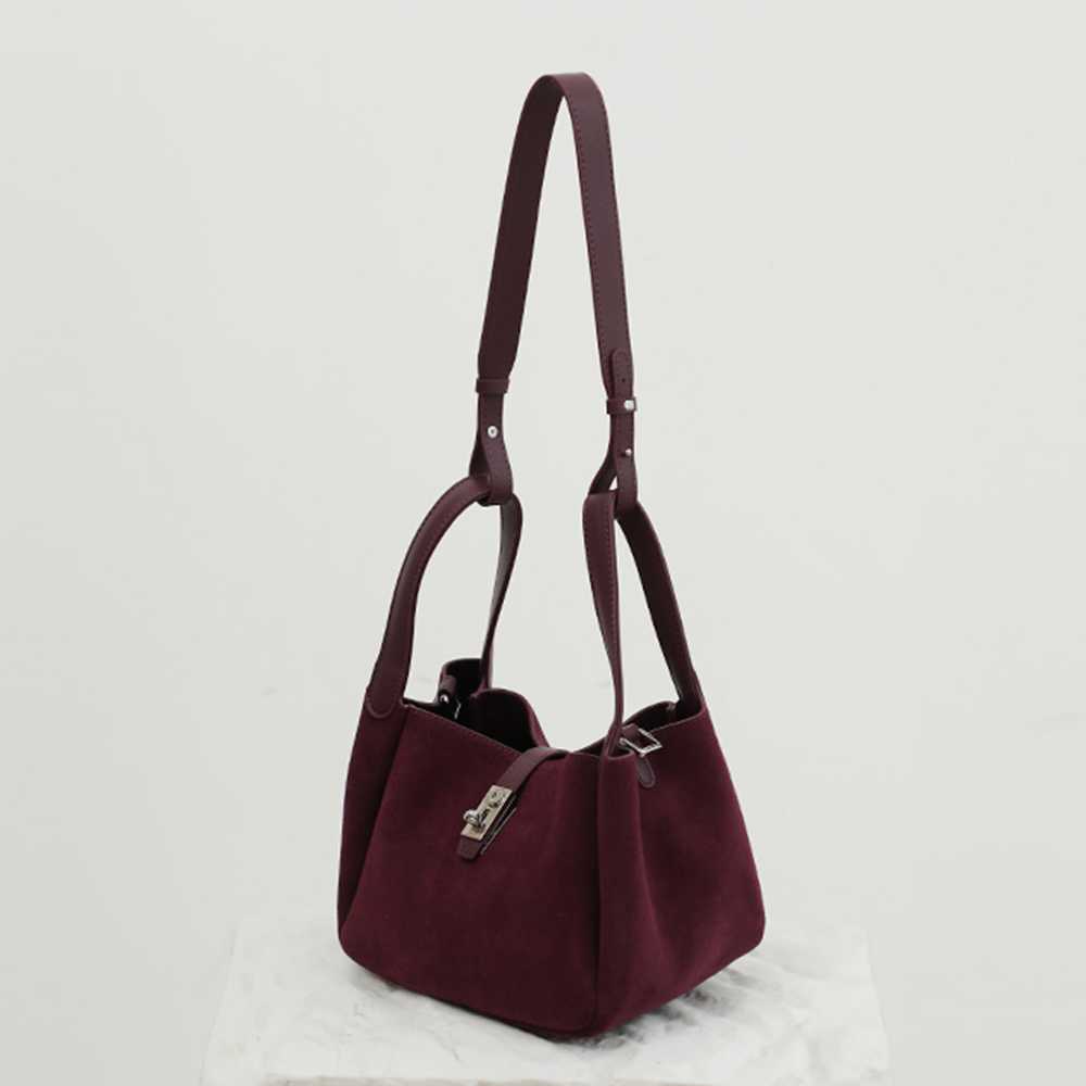 Luxury Women Suede Leather Buc - огляд і ціна Women Bags Uae
